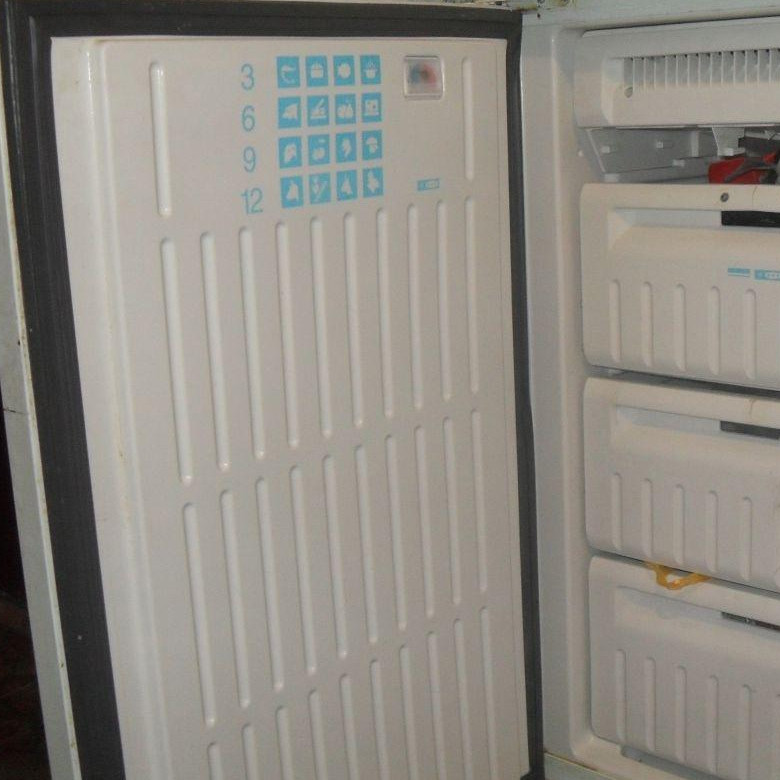 Замена уплотнителя на холодильнике в Аксае